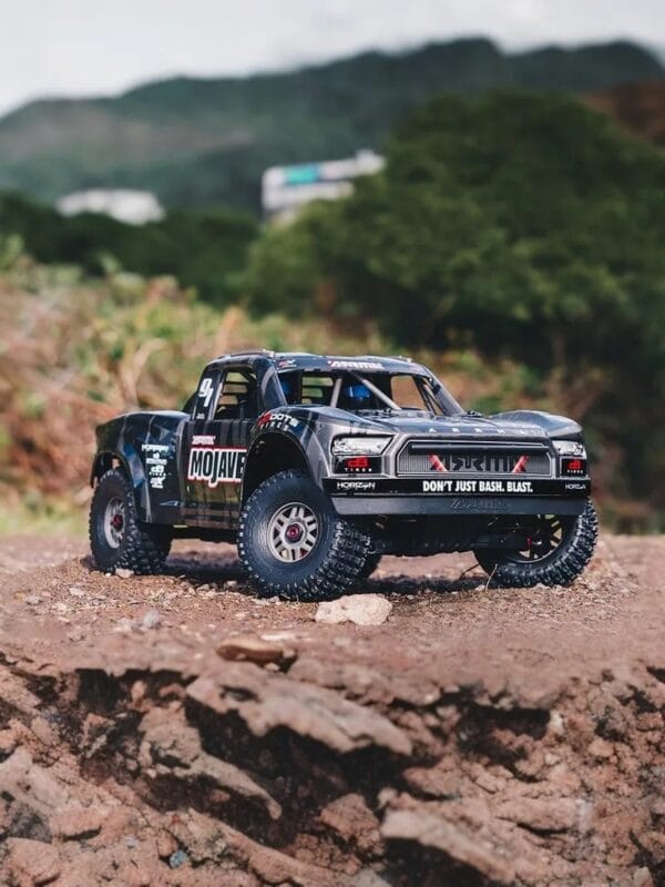 ARRMA Mojave New 1/7 Upgraded Desert Truck RC Off-Road Climbing Vehicle - Image 4